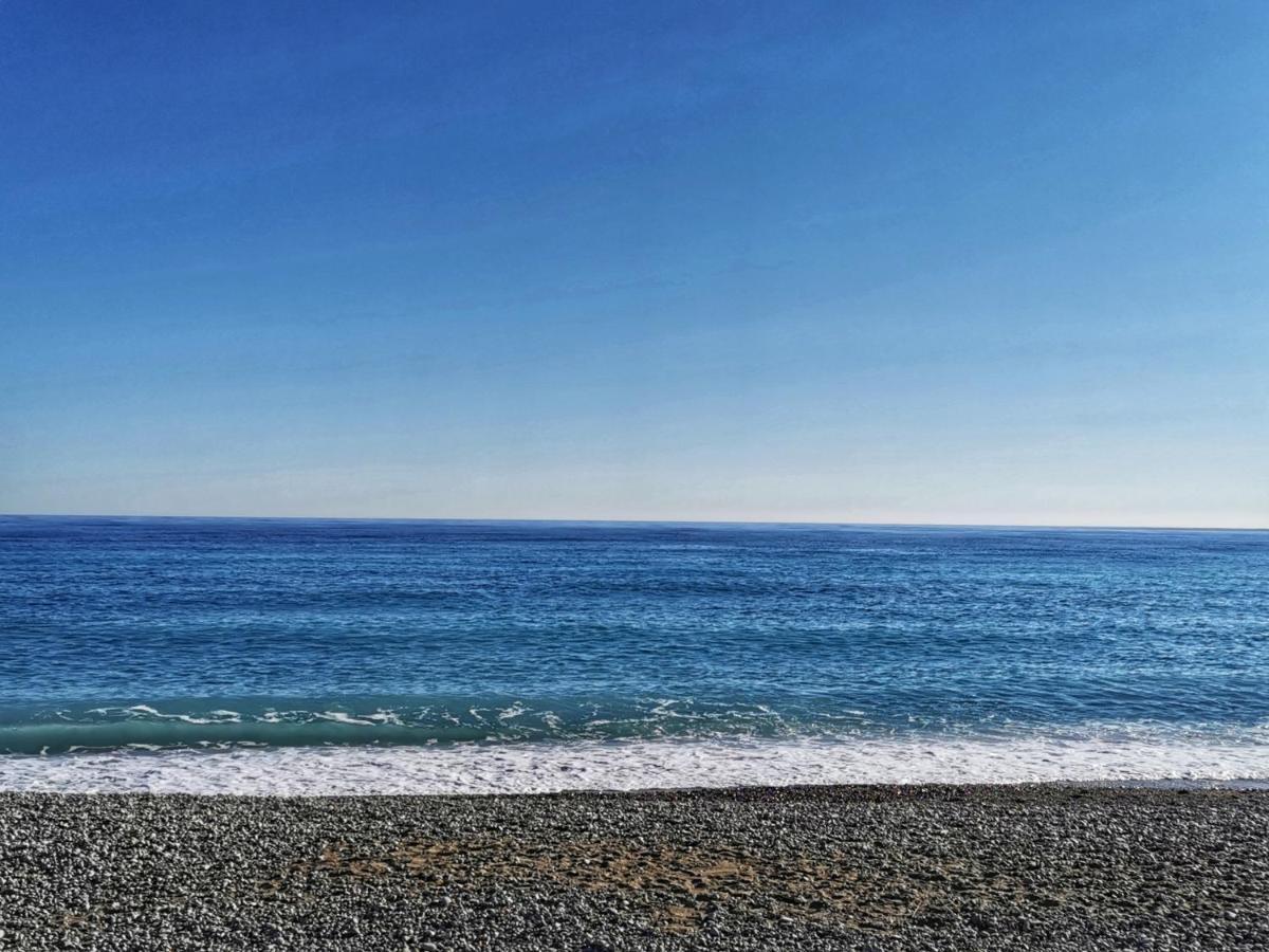 Panoramic Sea View Studio 24H Checkin 케인즈수르메르 외부 사진