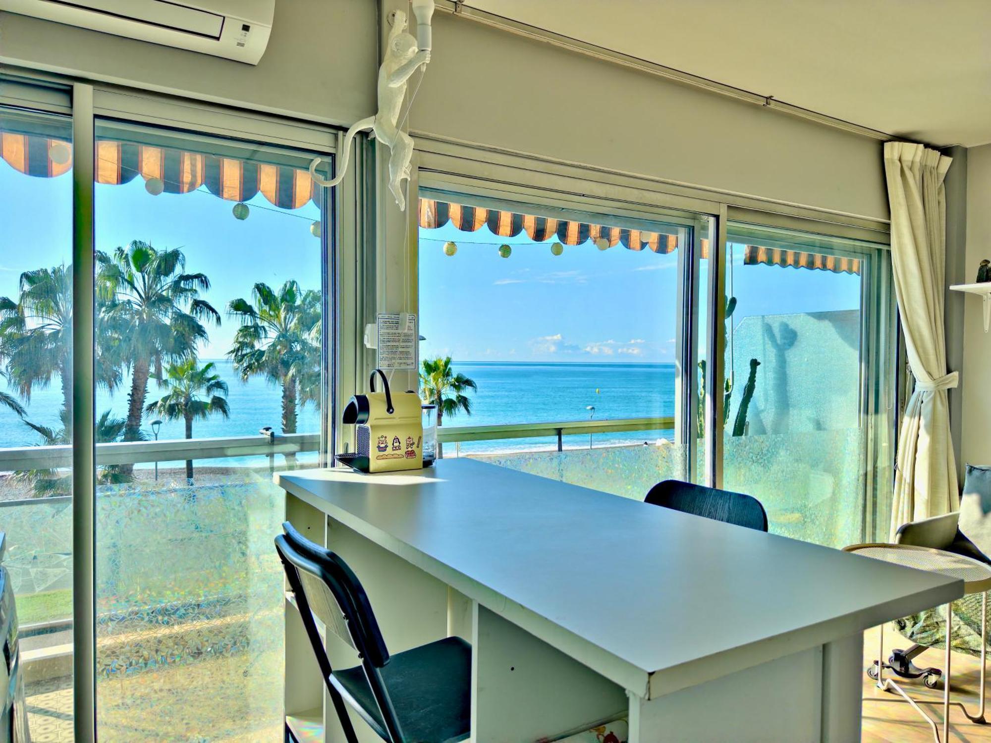 Panoramic Sea View Studio 24H Checkin 케인즈수르메르 외부 사진